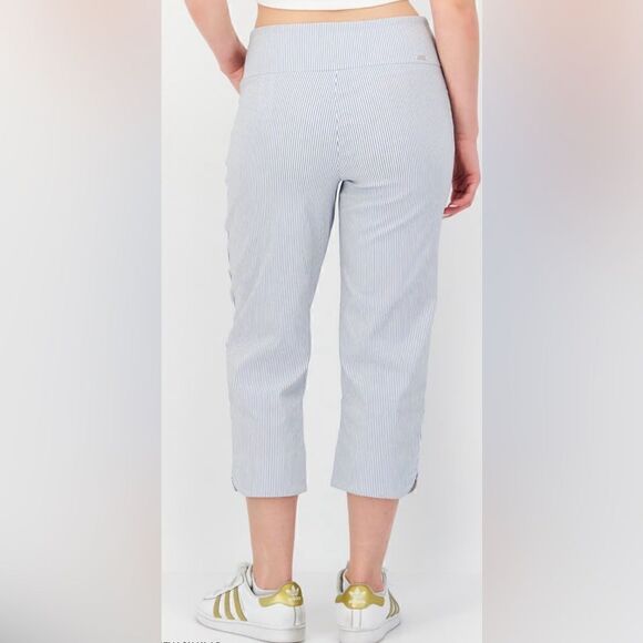 S.C.& CO. Women’s Stripe Tummy Control Capri Pants Size 10 - Picture 3 of 10